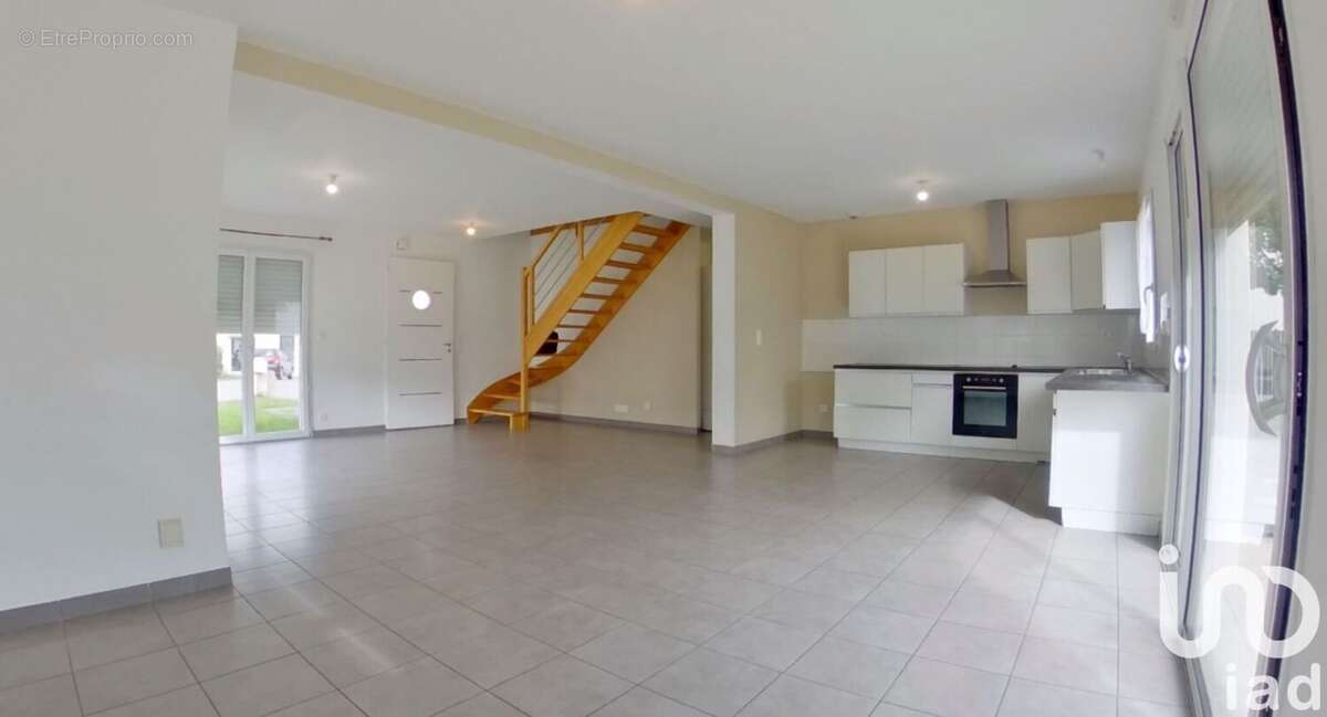 Photo 5 - Maison à LAVAL