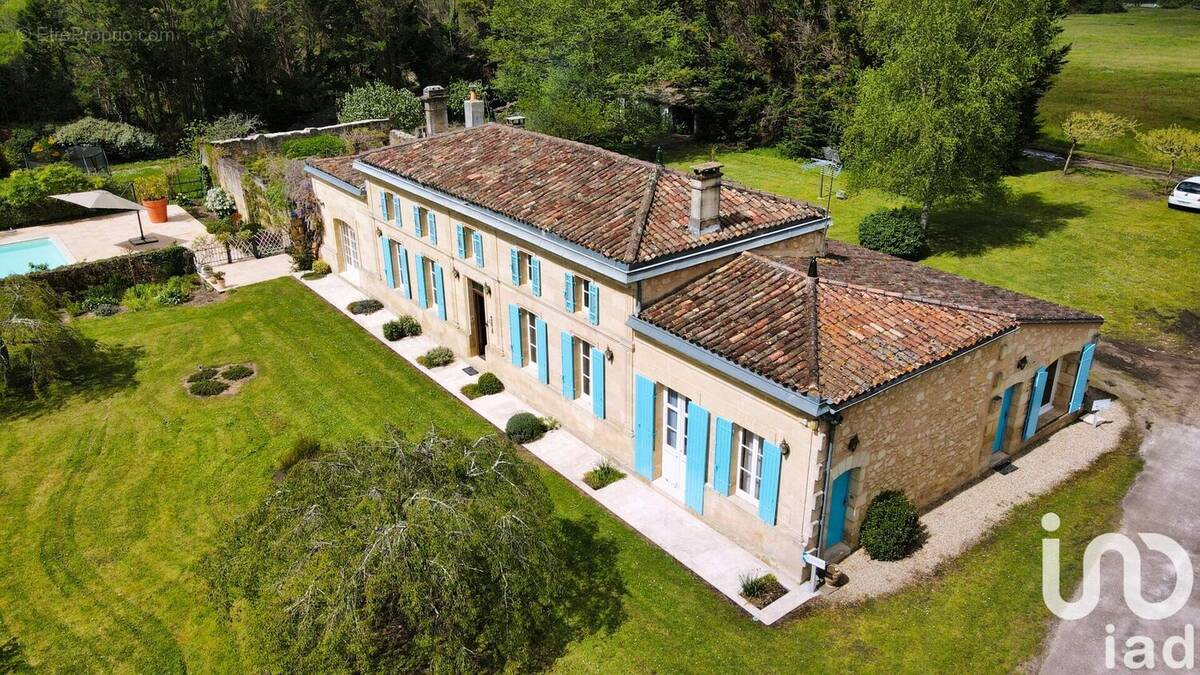 Photo 1 - Maison à SAINT-SAVIN