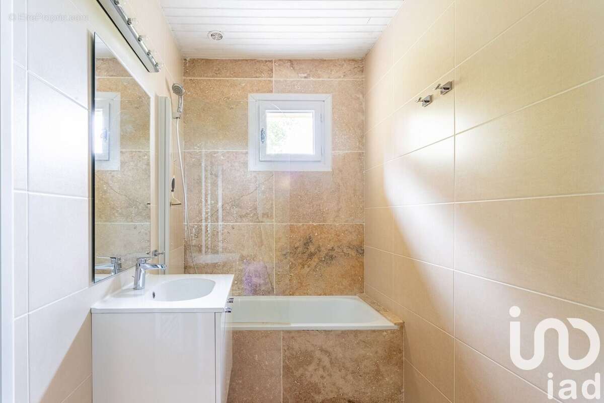 Photo 8 - Maison à SAINT-SAVIN