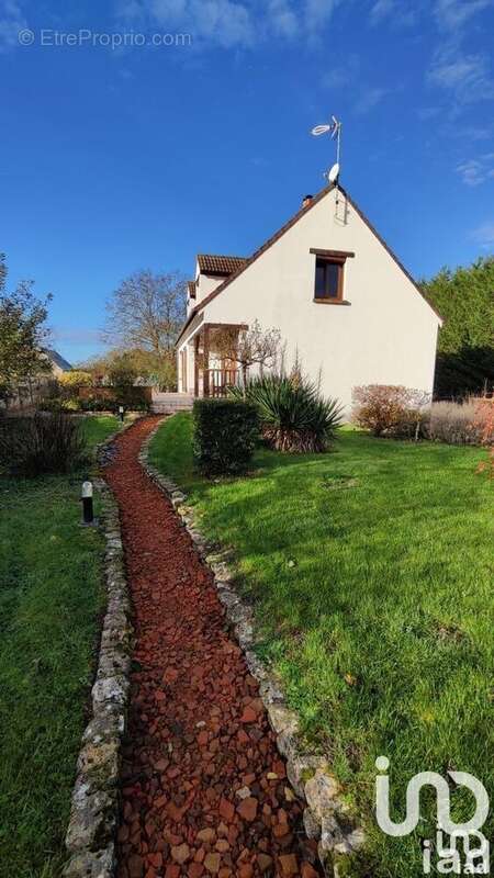 Photo 2 - Maison à BOUILLY-EN-GATINAIS