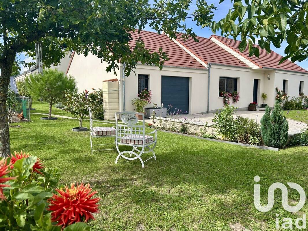 Photo 1 - Maison à TAVERS