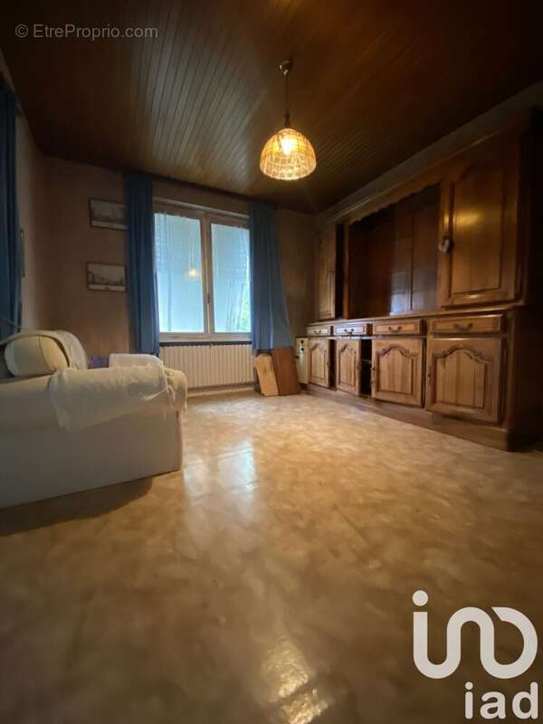 Photo 6 - Maison à LA CHAPELLE-MONTBRANDEIX