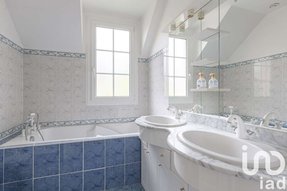 Photo 5 - Maison à SUCY-EN-BRIE