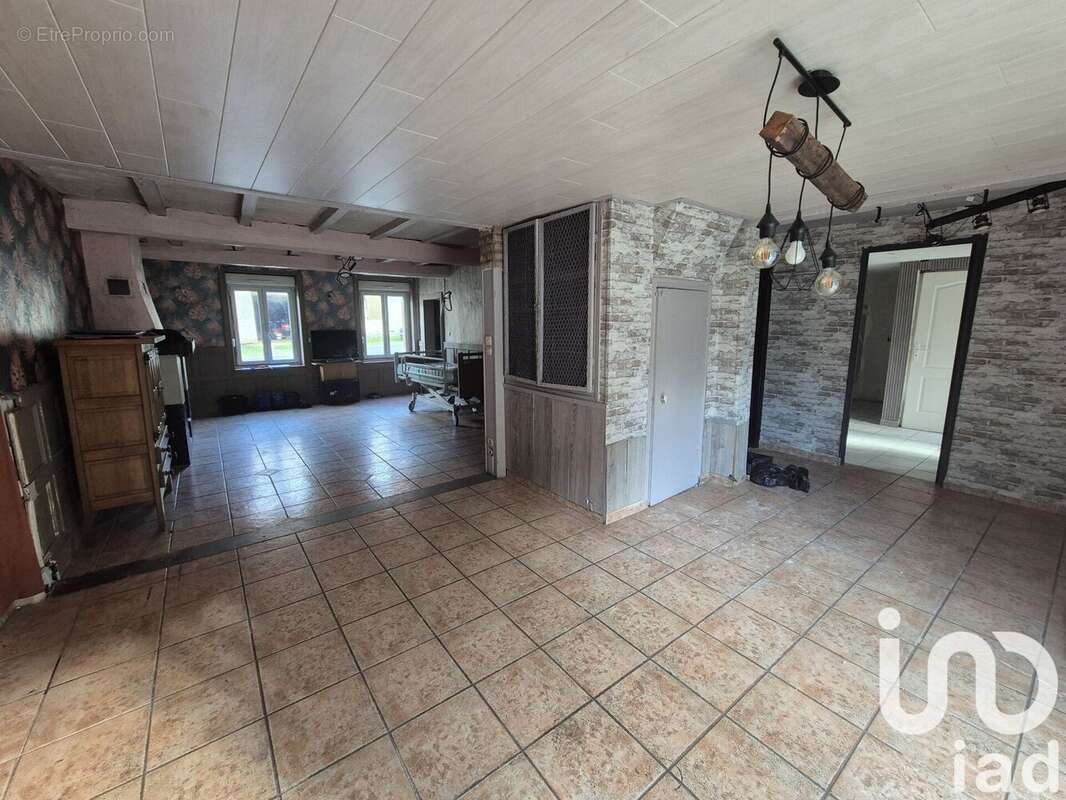 Photo 5 - Maison à ETEIGNIERES