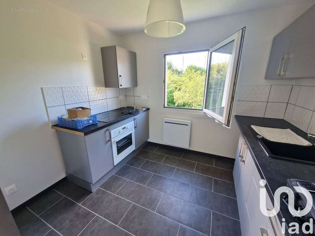 Photo 3 - Appartement à LA CHAPELLE-SAINT-MESMIN