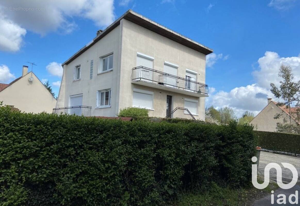 Photo 1 - Appartement à OLLAINVILLE