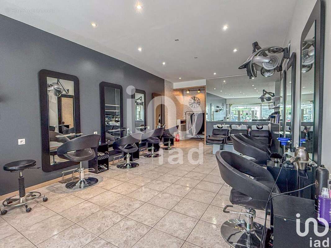 Photo 5 - Commerce à LA FERTE-SOUS-JOUARRE