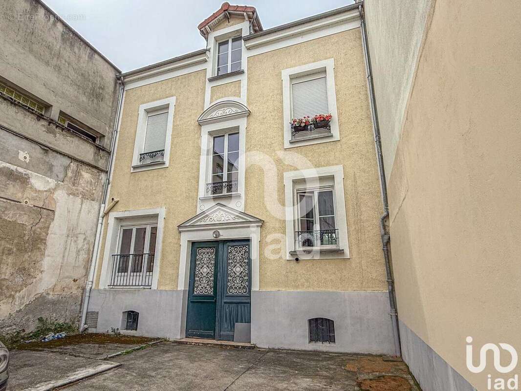 Photo 8 - Commerce à LA FERTE-SOUS-JOUARRE