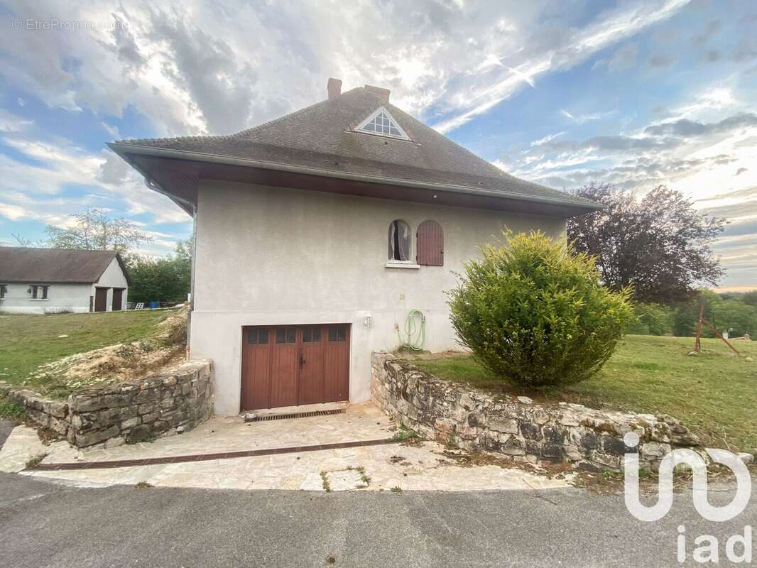 Photo 2 - Maison à NEUILLY-SAINT-FRONT