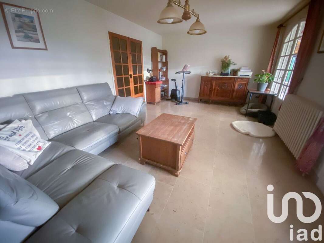 Photo 7 - Maison à NEUILLY-SAINT-FRONT