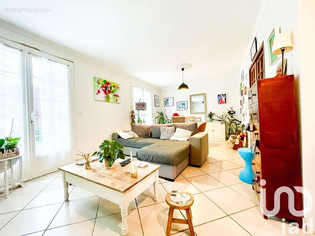 Photo 2 - Maison à LE CHATELET-EN-BRIE