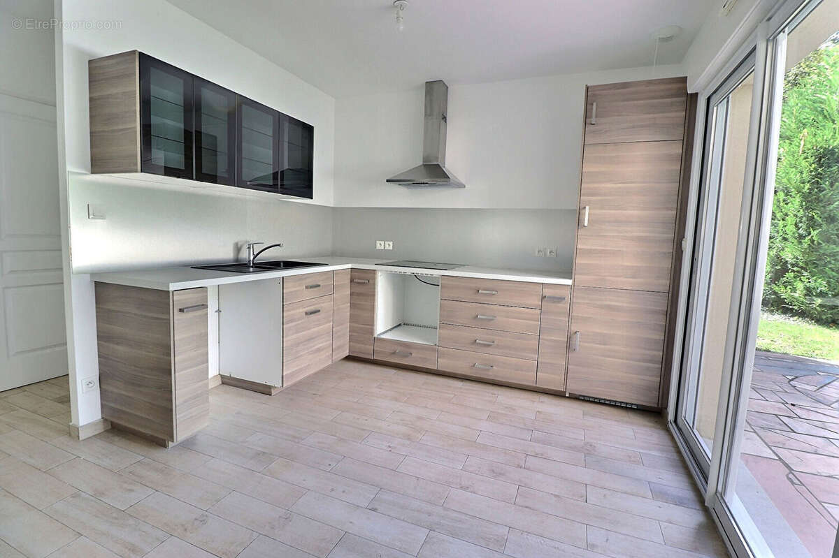 Maison à L&#039;ETANG-LA-VILLE