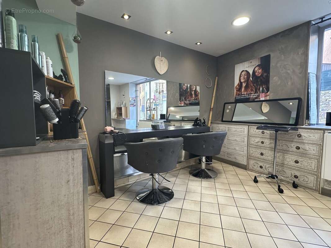 Autre à QUINCIE-EN-BEAUJOLAIS