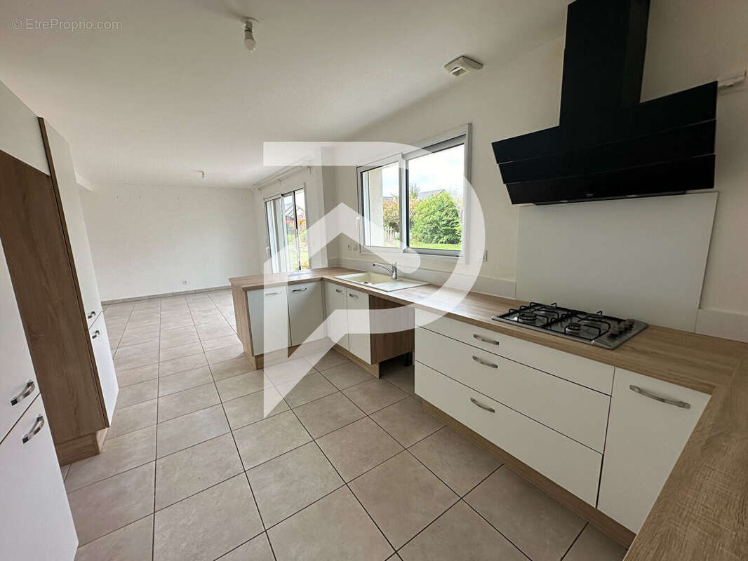 Maison à GUICHAINVILLE