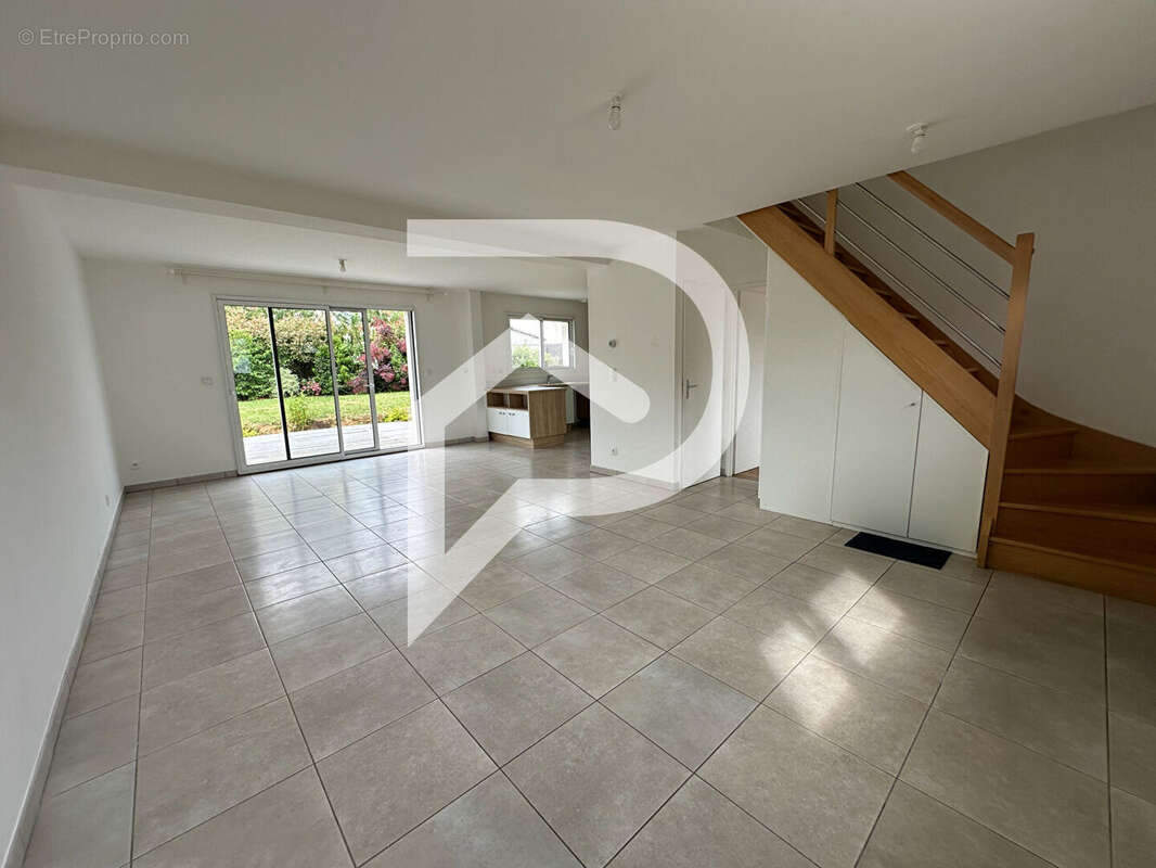 Maison à GUICHAINVILLE