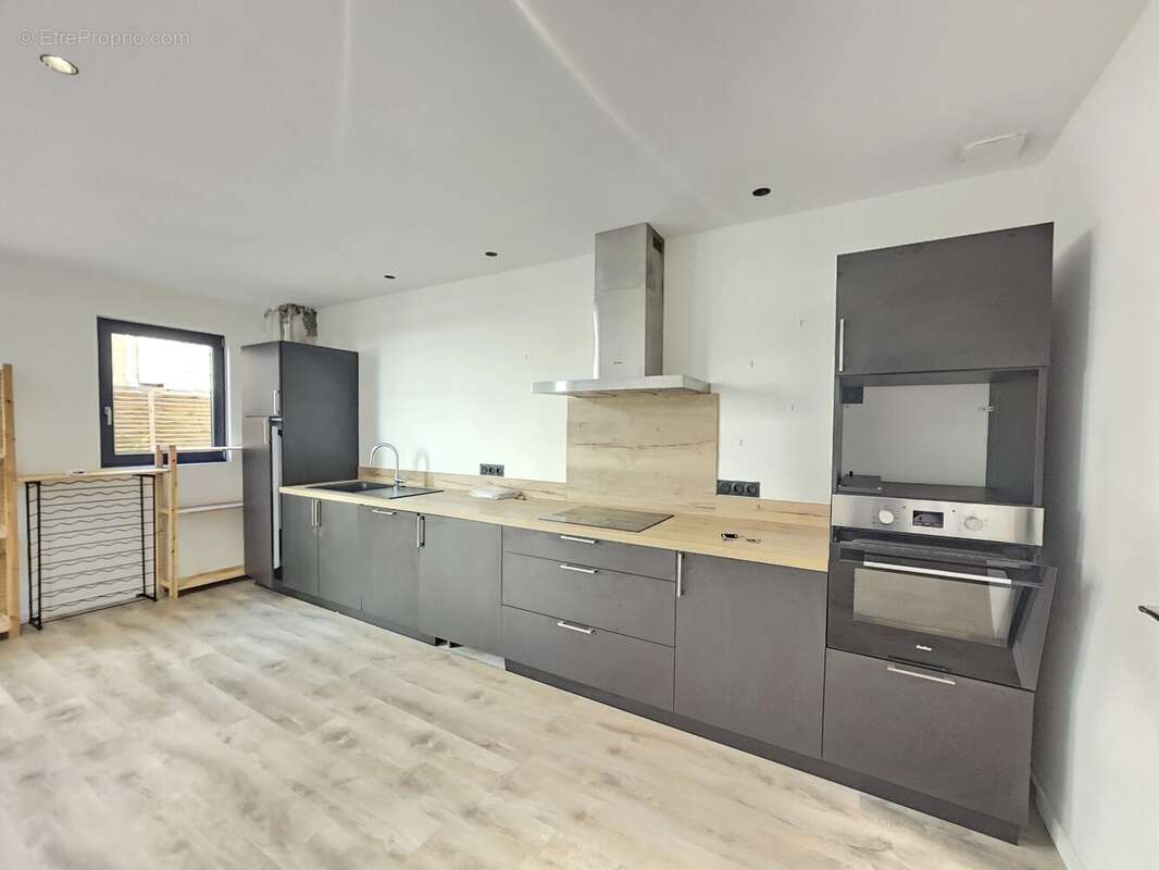 Appartement à SAINT-ETIENNE