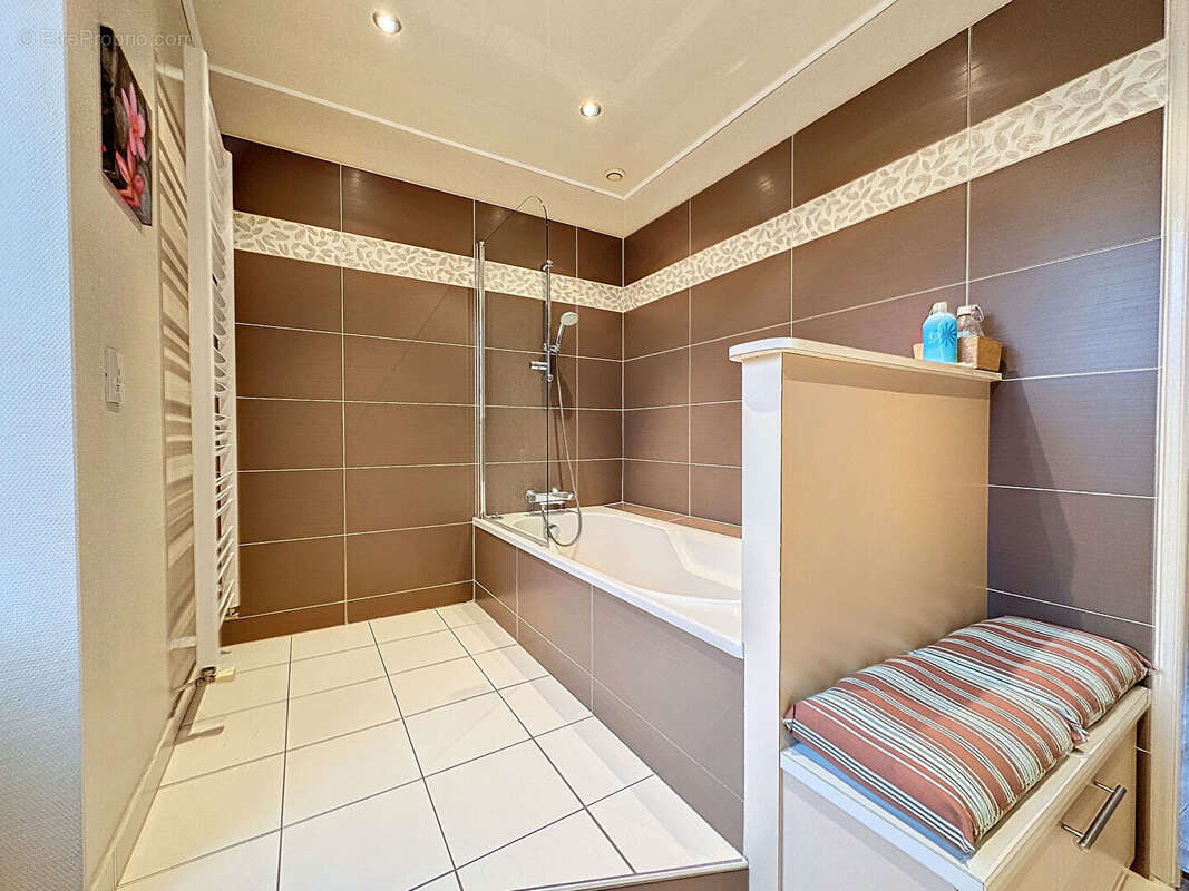 Maison à DOUVRES-LA-DELIVRANDE