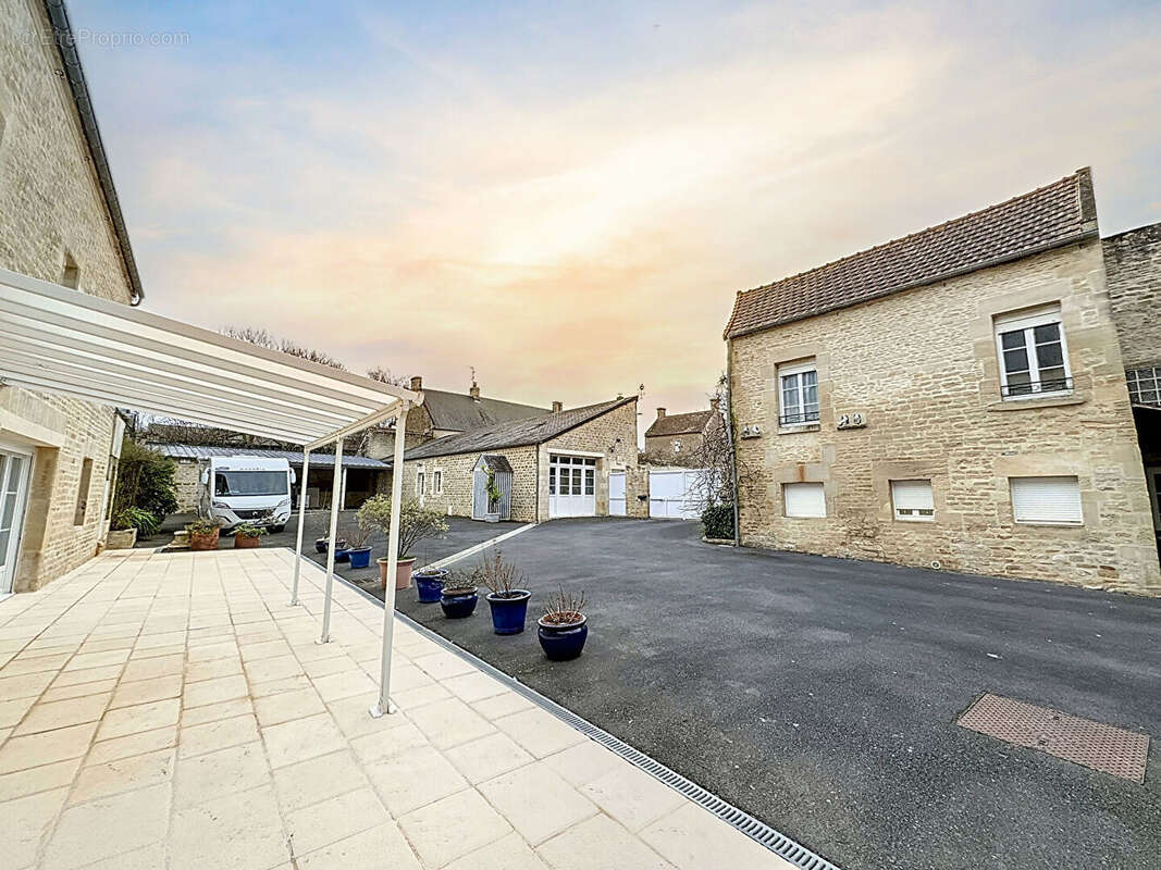 Maison à DOUVRES-LA-DELIVRANDE