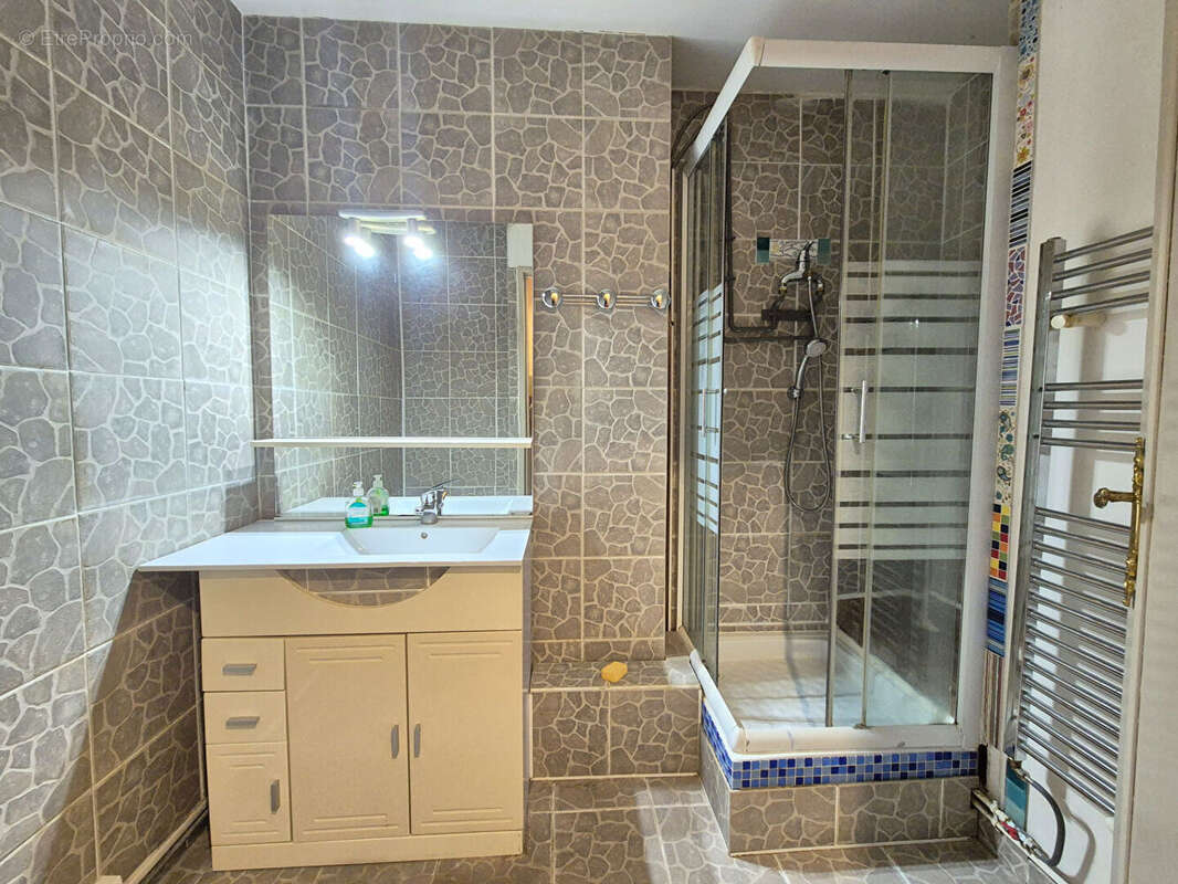 Appartement à MONTIGNY-LE-BRETONNEUX