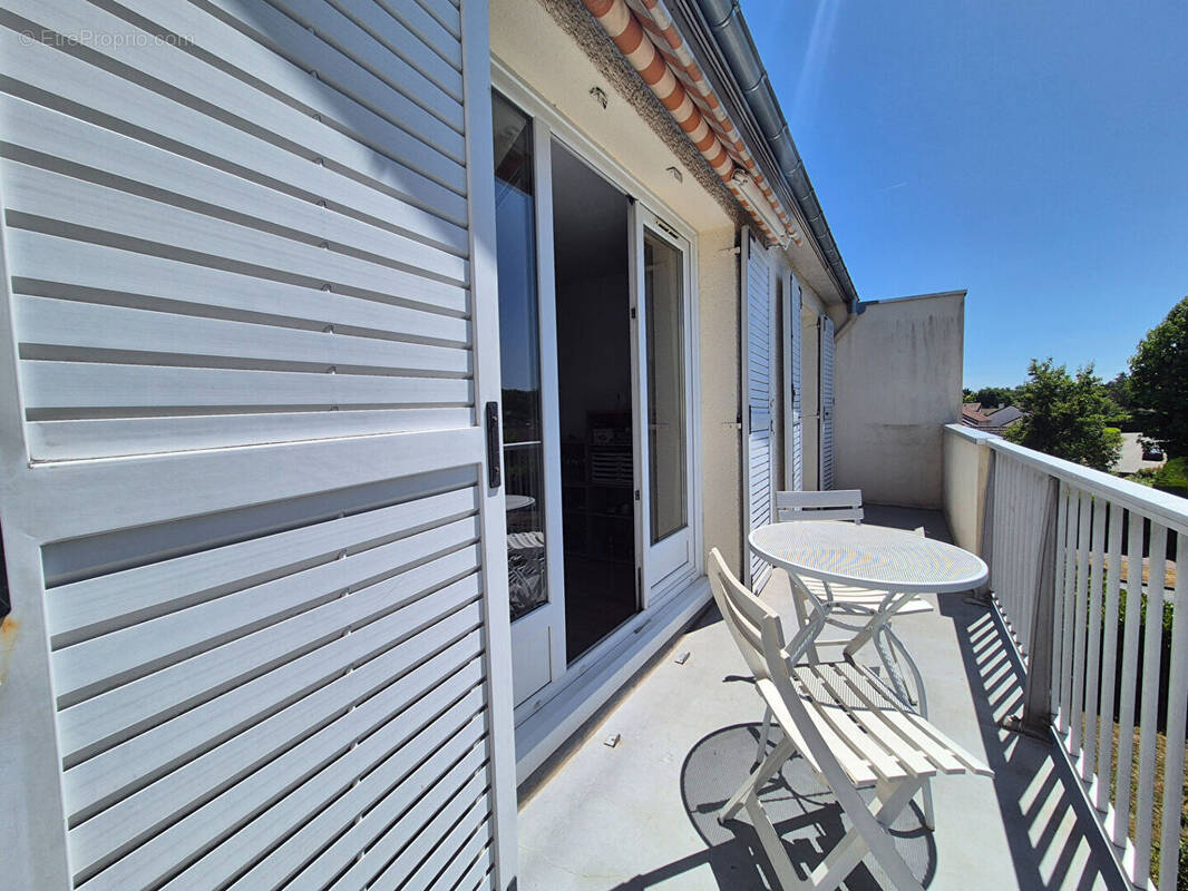 Appartement à MONTIGNY-LE-BRETONNEUX