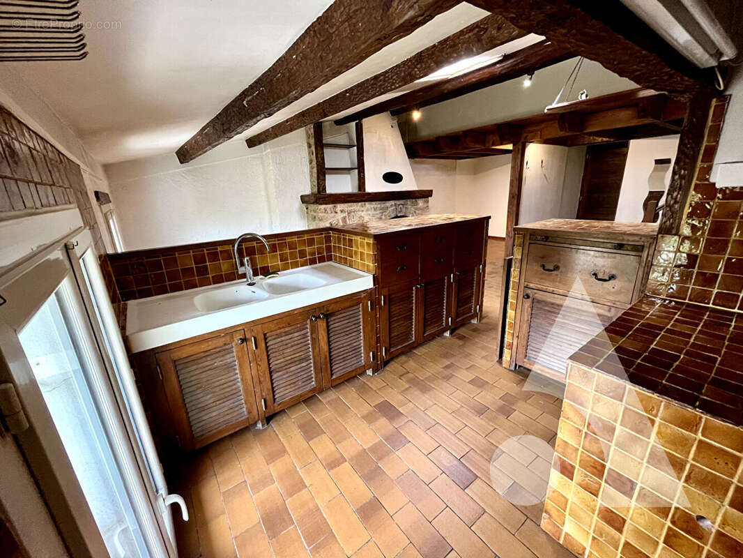 Appartement à COTIGNAC