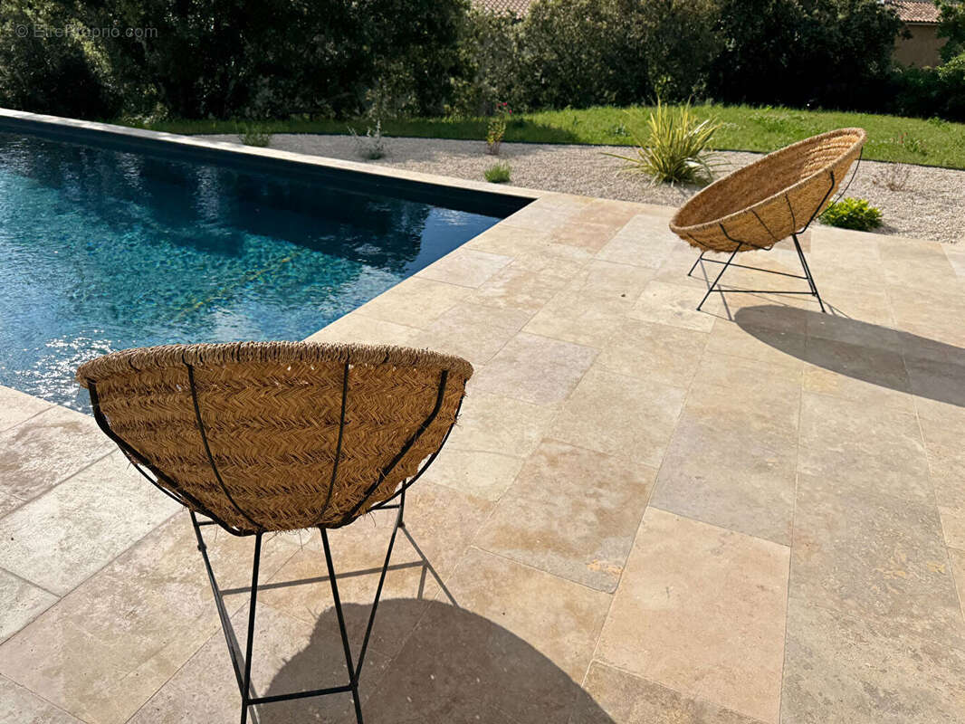 Maison à VAISON-LA-ROMAINE