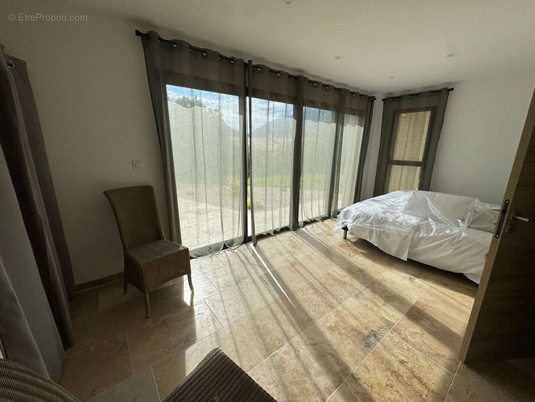 Maison à VAISON-LA-ROMAINE