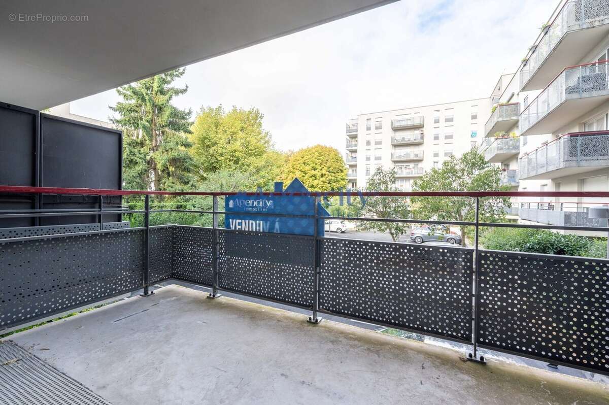 Appartement à LOGNES