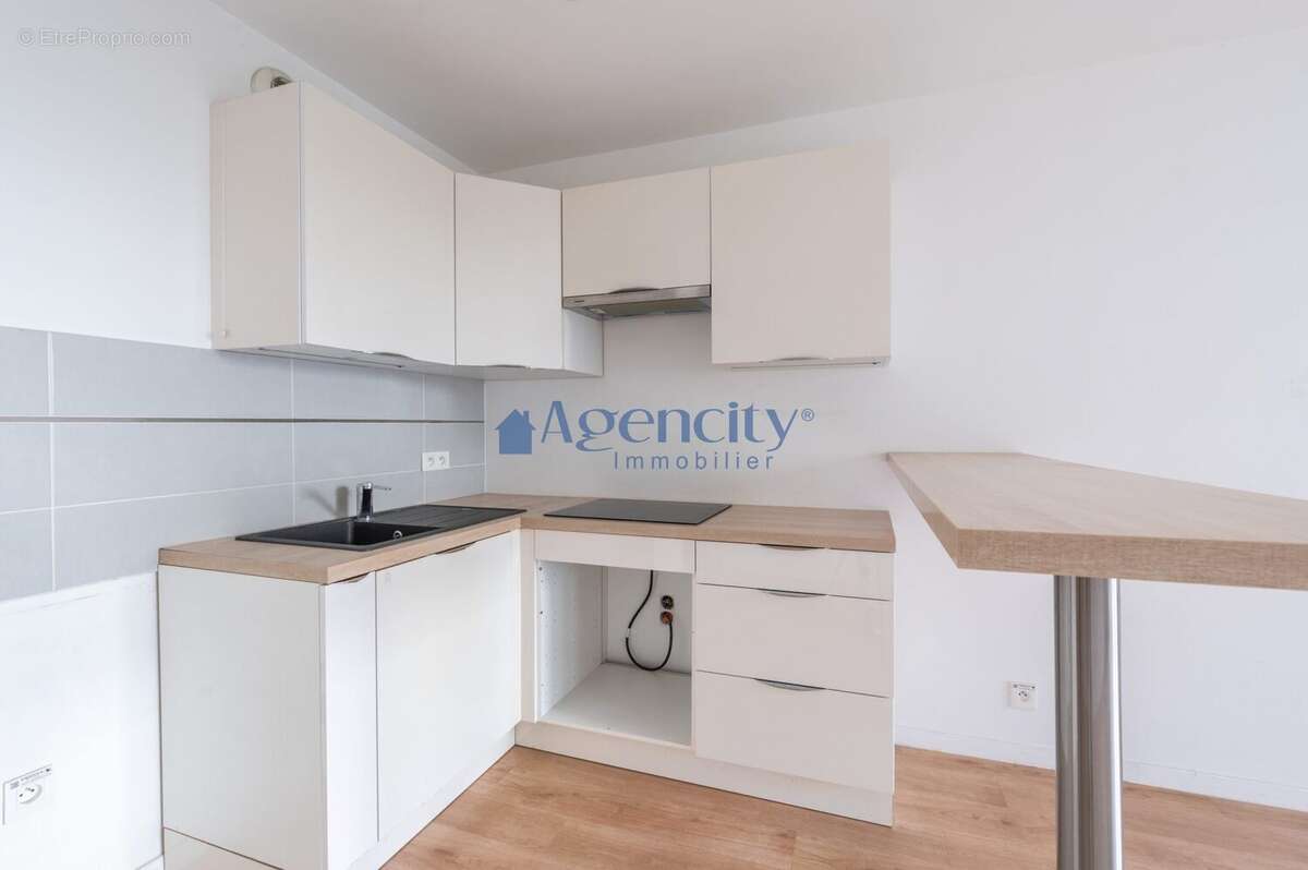 Appartement à LOGNES