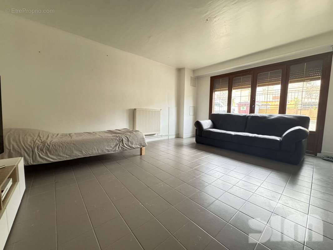 Appartement à BROU-SUR-CHANTEREINE