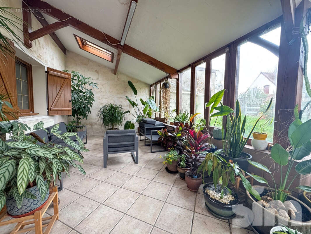 Appartement à BROU-SUR-CHANTEREINE