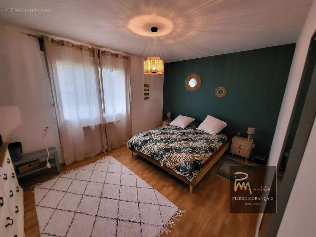 Maison à MONCE-EN-BELIN