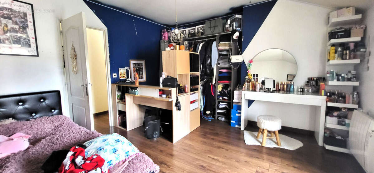 Appartement à ARS-SUR-MOSELLE