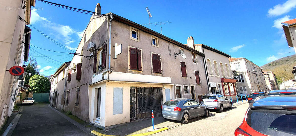 Appartement à ARS-SUR-MOSELLE