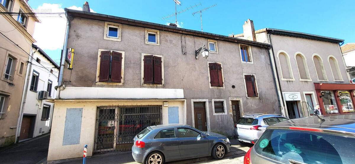 Appartement à ARS-SUR-MOSELLE