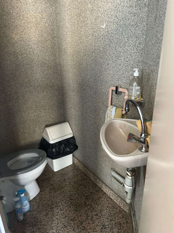 Commerce à CLERMONT-FERRAND