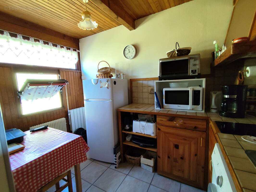 Appartement à MURAT-LE-QUAIRE