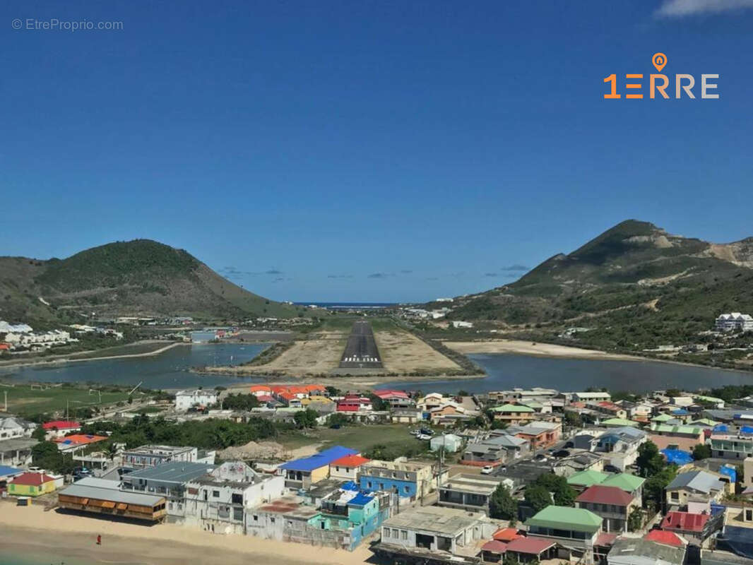 Terrain à SAINT-MARTIN