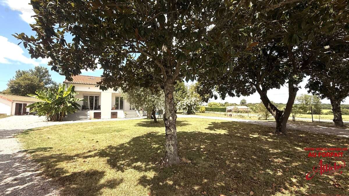 Maison à MONTASTRUC-LA-CONSEILLERE