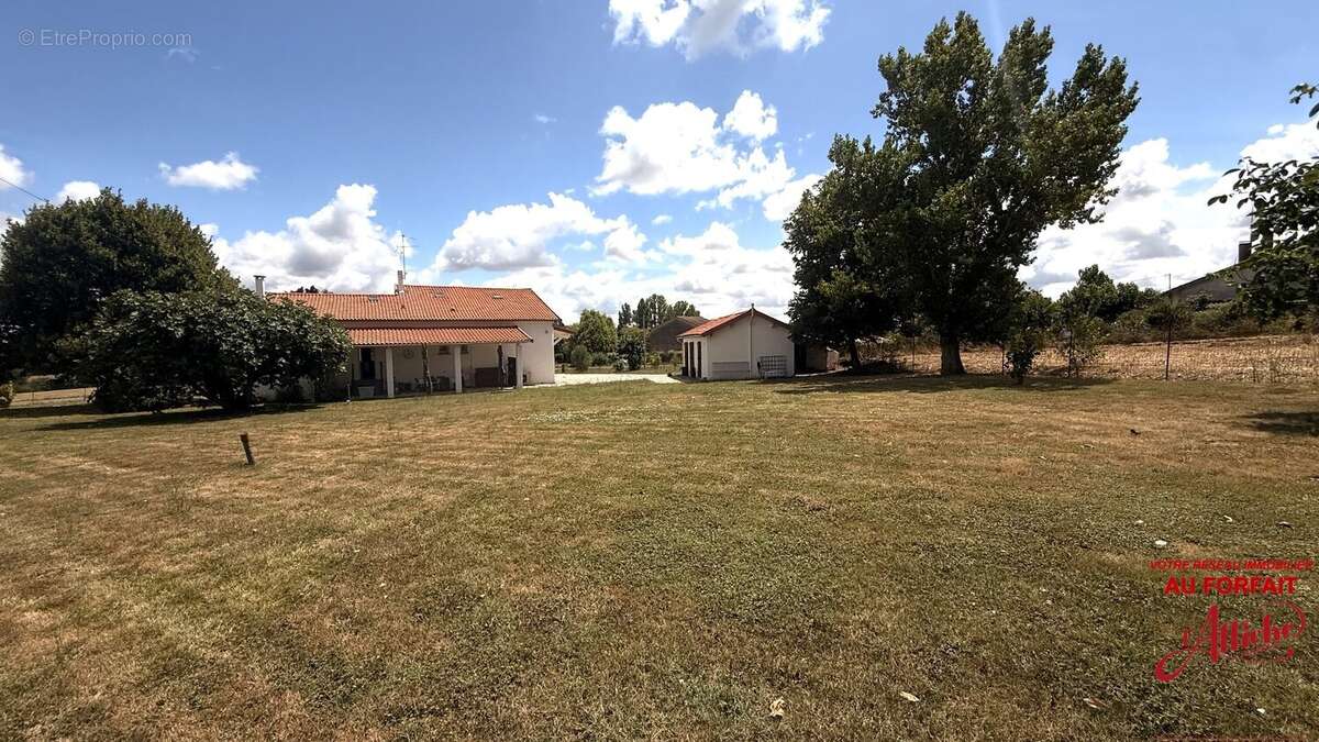 Maison à MONTASTRUC-LA-CONSEILLERE