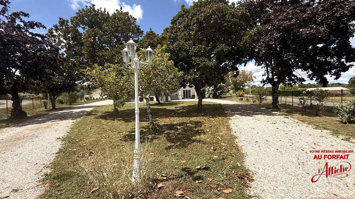 Maison à MONTASTRUC-LA-CONSEILLERE