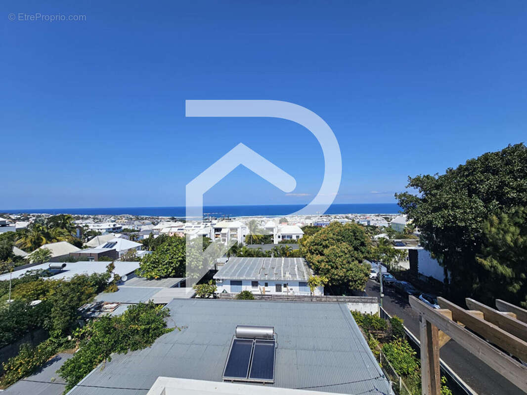 Appartement à SAINT-PIERRE