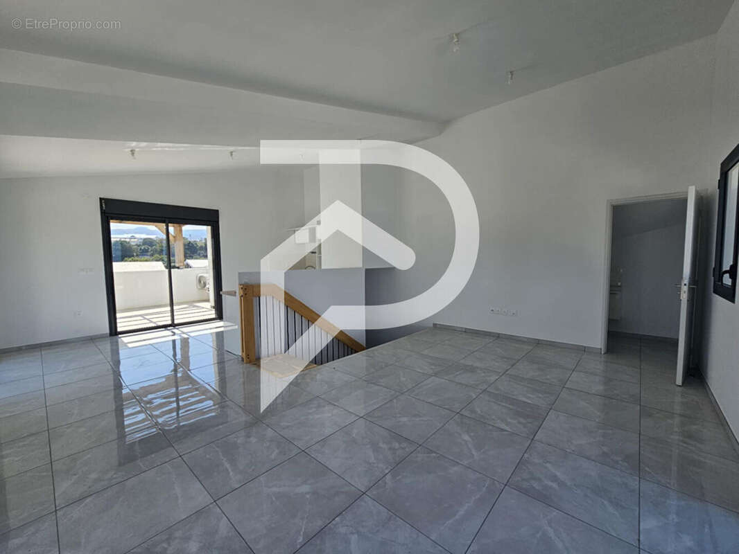 Appartement à SAINT-PIERRE