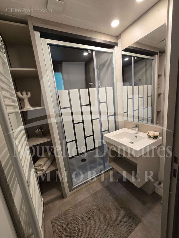 Maison à JULLOUVILLE