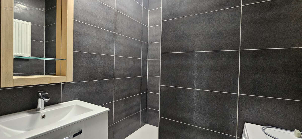 Appartement à OULLINS