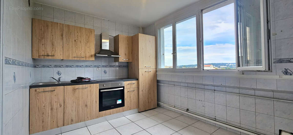 Appartement à OULLINS
