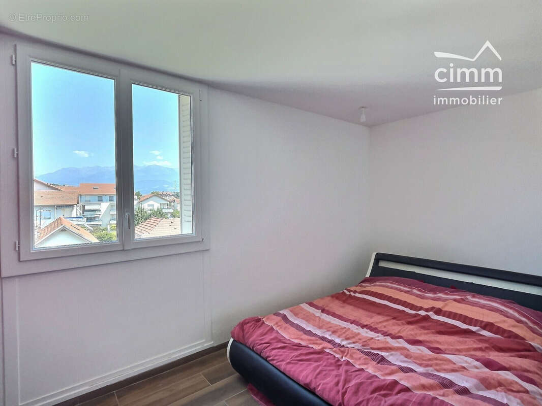 Appartement à FONTAINE