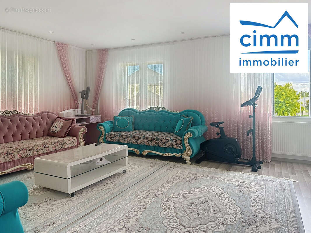 Maison à VILLEMANDEUR