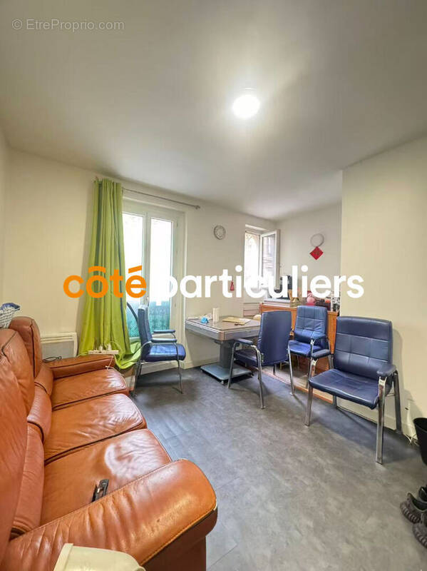 Appartement à PARIS-10E