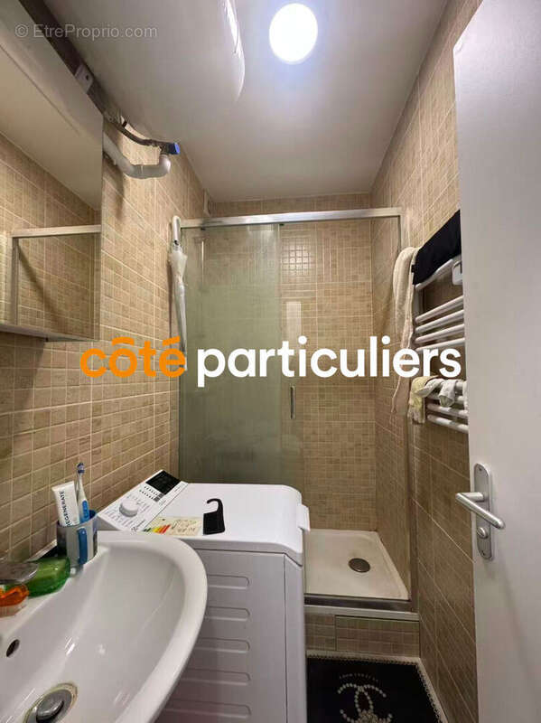 Appartement à PARIS-10E